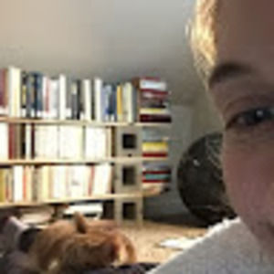 Meet your Posher, Esther